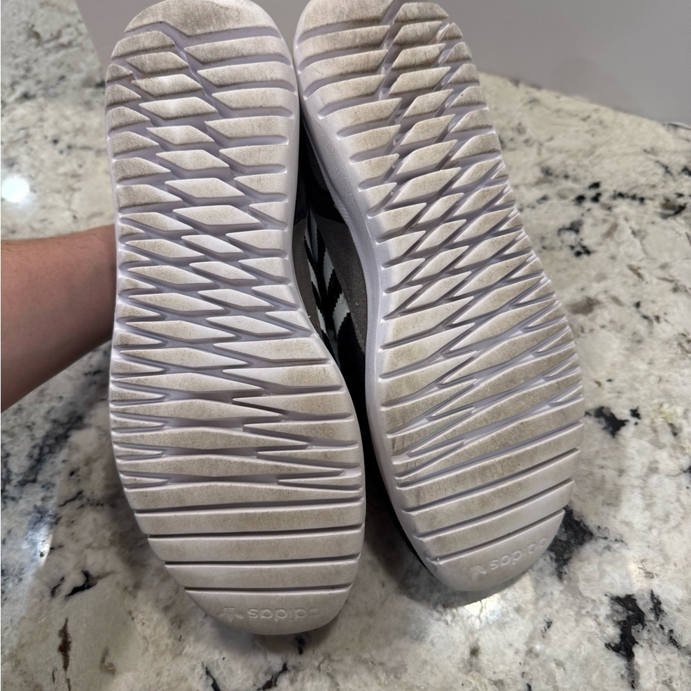 Adidas Cloud form Sneakers - Picture 6 of 6